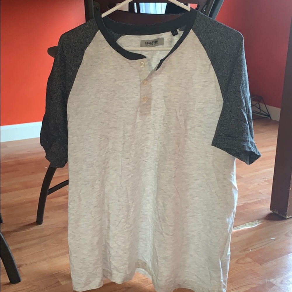 Casual T shirt Kenneth Cole